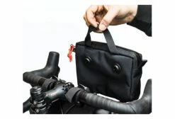 Sacoche De Guidon Restrap Holster 14L Noir 13 Sacoche De Guidon Restrap Holster 14L Noir -Equipement Vélo Gravel Soldes unnamed file 1546