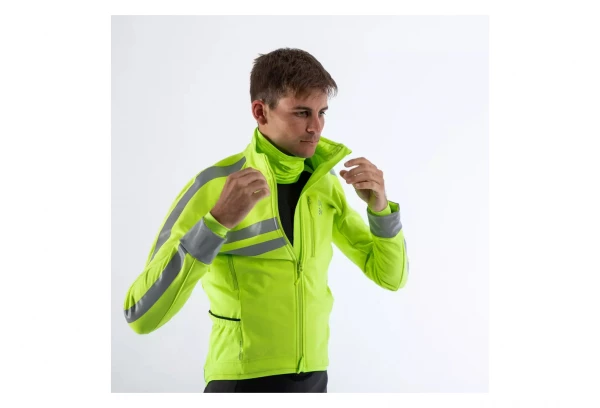 Veste Softshell Triban RC500 Jaune Fluo 7 Veste Softshell Triban RC500 Jaune Fluo – Image 5