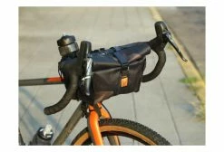 Sacoche De Guidon Woho XTouring Add-on Handlebar Pack Dry 3L Noir Cyber-Camo Diamond 18 Sacoche De Guidon Woho XTouring Add-on Handlebar Pack Dry 3L Noir Cyber-Camo Diamond -Equipement Vélo Gravel Soldes unnamed file 1818