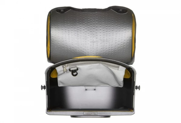 Sacoche De Guidon Ortlieb Ultimate Six Classic 7L Jaune Sun Noir 6 Sacoche De Guidon Ortlieb Ultimate Six Classic 7L Jaune Sun Noir – Image 4