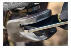 Sacoche De Selle Fidlock Push 600 Ml Noir 9 Sacoche De Selle Fidlock Push 600 Ml Noir -Equipement Vélo Gravel Soldes unnamed file 2096