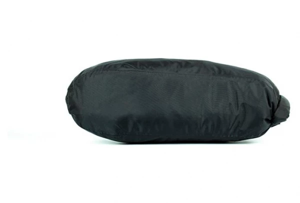 Sac Étanche Restrap Dry Bag Tapered 8L Noir 6 Sac Étanche Restrap Dry Bag Tapered 8L Noir – Image 4