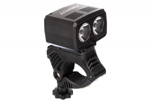 Éclairage Avant Neatt 350 Lumens Noir 6 Éclairage Avant Neatt 350 Lumens Noir – Image 4