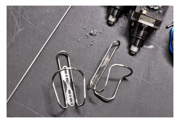 Porte-Bidon Wolf Tooth Morse Cage Stainless Steel 7 Porte-Bidon Wolf Tooth Morse Cage Stainless Steel – Image 5