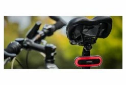 Cosmo Connected Eclairage Arrière Connecté + Télécommande Cosmo Ride 13 Cosmo Connected Eclairage Arrière Connecté + Télécommande Cosmo Ride -Equipement Vélo Gravel Soldes unnamed file 3120