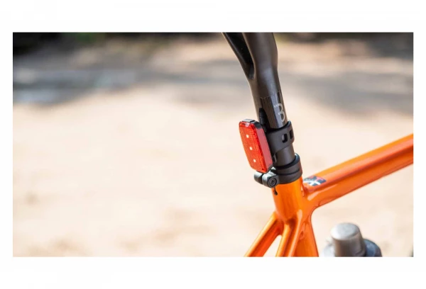 Éclairage Arrière BBB Spot Noir 5 Éclairage Arrière BBB Spot Noir – Image 3