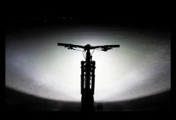 Éclairage Avant Nite Rider Pro 2200 Race -Equipement Vélo Gravel Soldes unnamed file 3227