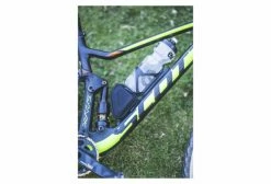 Porte-Bidon Multifonction Lyne Entrée Latérale (Côté Droit) + Sacoche De Rangement Noir 9 Porte-Bidon Multifonction Lyne Entrée Latérale (Côté Droit) + Sacoche De Rangement Noir -Equipement Vélo Gravel Soldes unnamed file 3490