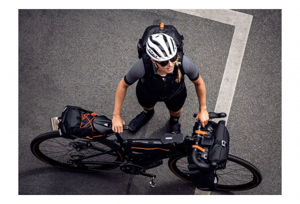 Sacoche De Guidon Ortlieb Handlebar Pack 9L Noir 7 Sacoche De Guidon Ortlieb Handlebar Pack 9L Noir – Image 5