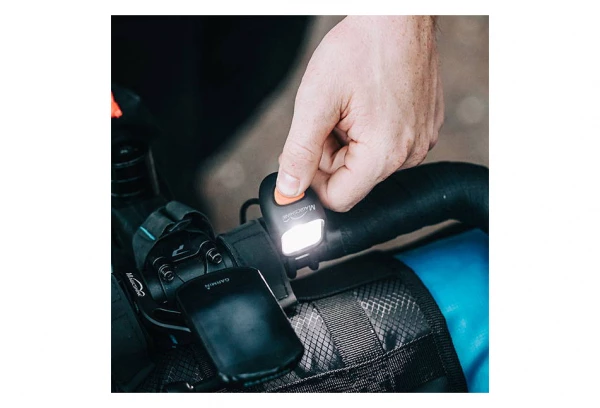 Éclairage Avant Magicshine MJ 900 Noir 4 Éclairage Avant Magicshine MJ 900 Noir – Image 2