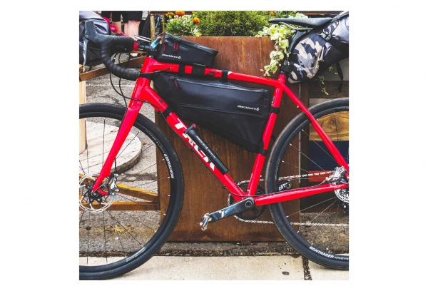 Sacoche De Cadre Blackburn Outpost Noir 5 Sacoche De Cadre Blackburn Outpost Noir – Image 3