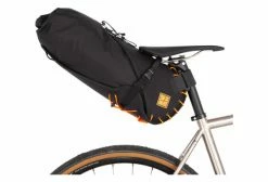 Sacoche De Selle Restrap Saddle Bag 14L Noir Orange