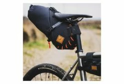Sacoche De Selle Restrap Saddle Bag 14L Noir Orange -Equipement Vélo Gravel Soldes unnamed file 55