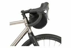 Sacoche De Guidon Restrap Race Bar Bag 7L Noir 13 Sacoche De Guidon Restrap Race Bar Bag 7L Noir -Equipement Vélo Gravel Soldes unnamed file 600
