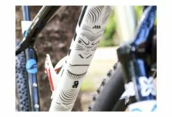 Kit Protection De Cadre ALL MOUNTAIN STYLE Honey Comb 9 Pcs - Gorille 13 Kit Protection De Cadre ALL MOUNTAIN STYLE Honey Comb 9 Pcs - Gorille -Equipement Vélo Gravel Soldes unnamed file 6356