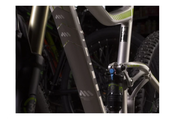 Kit Protection De Cadre ALL MOUNTAIN STYLE Honey Comb XL 10 Pcs - Gris Blanc 7 Kit Protection De Cadre ALL MOUNTAIN STYLE Honey Comb XL 10 Pcs - Gris Blanc – Image 5