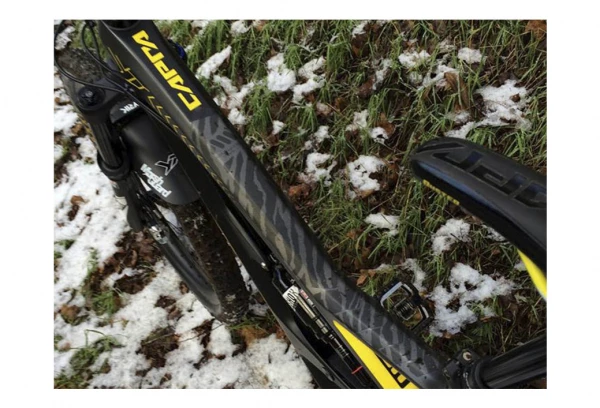 Kit Protection De Cadre ALL MOUNTAIN STYLE Honey Comb 9 Pcs - Zebra 6 Kit Protection De Cadre ALL MOUNTAIN STYLE Honey Comb 9 Pcs - Zebra – Image 4