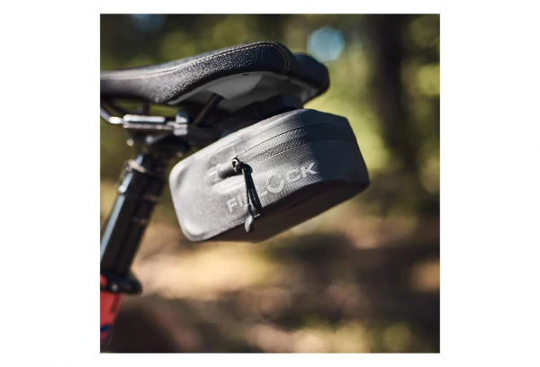 Sacoche De Selle Fidlock Push 400 Ml Noir 4 Sacoche De Selle Fidlock Push 400 Ml Noir – Image 2