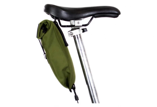 Sacoche De Selle Pour Vélo Pliant Restrap City Saddle Bag Large Vert Olive Noir 5 Sacoche De Selle Pour Vélo Pliant Restrap City Saddle Bag Large Vert Olive Noir – Image 3
