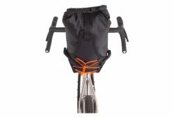 Sacoche De Selle Restrap Saddle Bag 8L Noir Orange -Equipement Vélo Gravel Soldes unnamed file 871